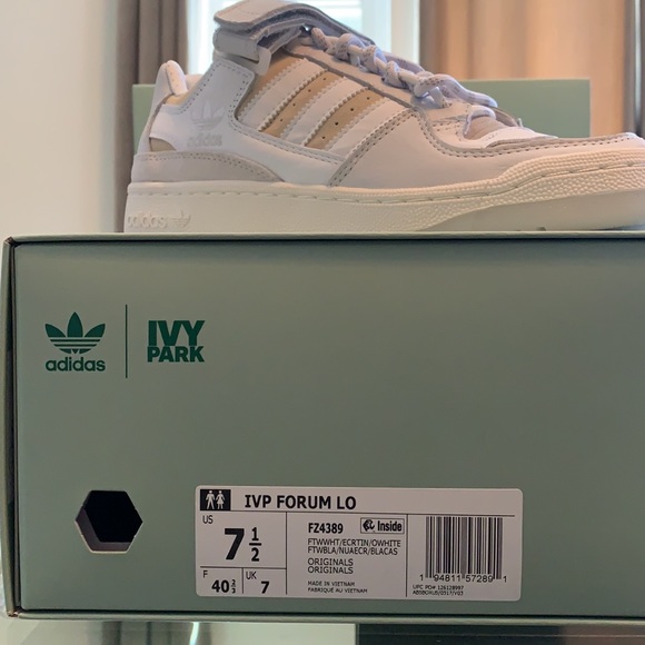 Ivy Park Forum Lo - NWT - Picture 3 of 7